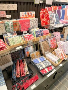 Things to buy in Kyoto: Washi Paper items